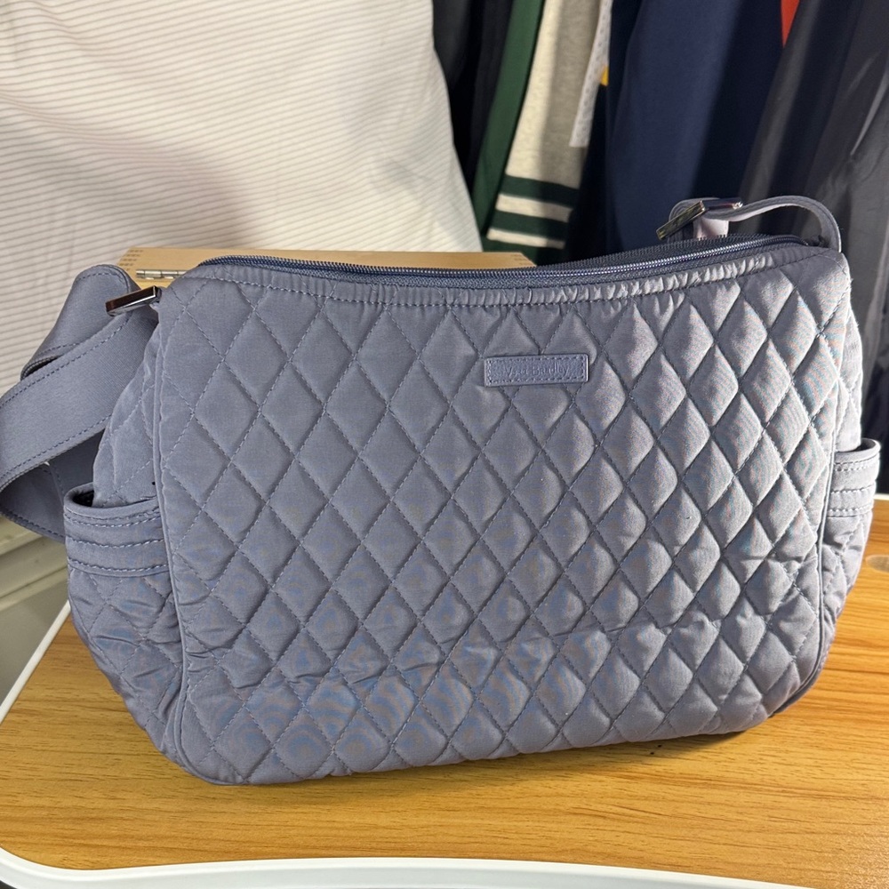 Vera Bradley quilted grey shoulder bag